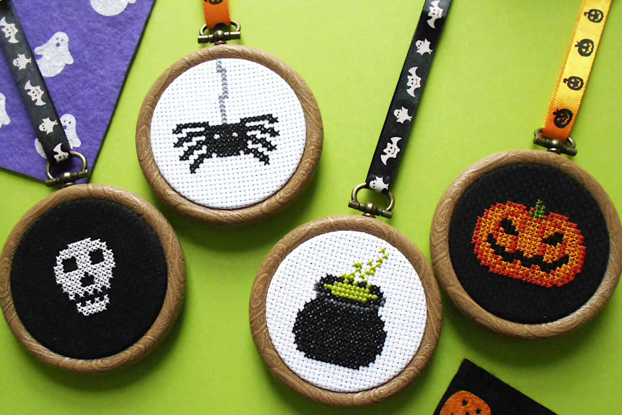 halloween cross stitch