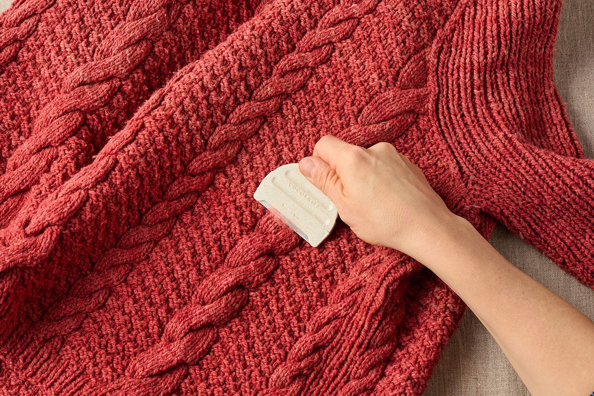 Cocoknits Fuzz Off Comb 2