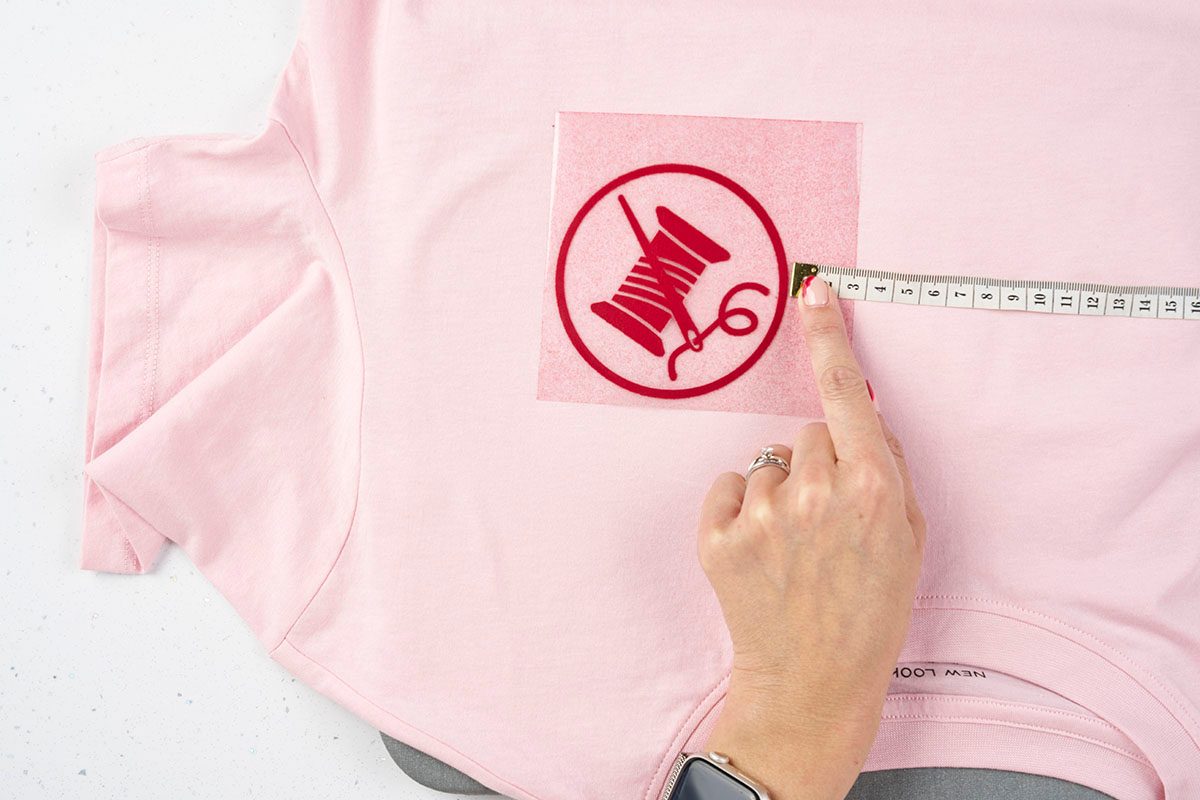 Cricut t-shirt project: using the easy press step 3