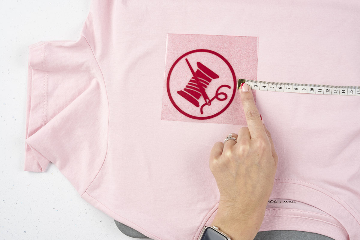Cricut t-shirt project: using the easy press step 3
