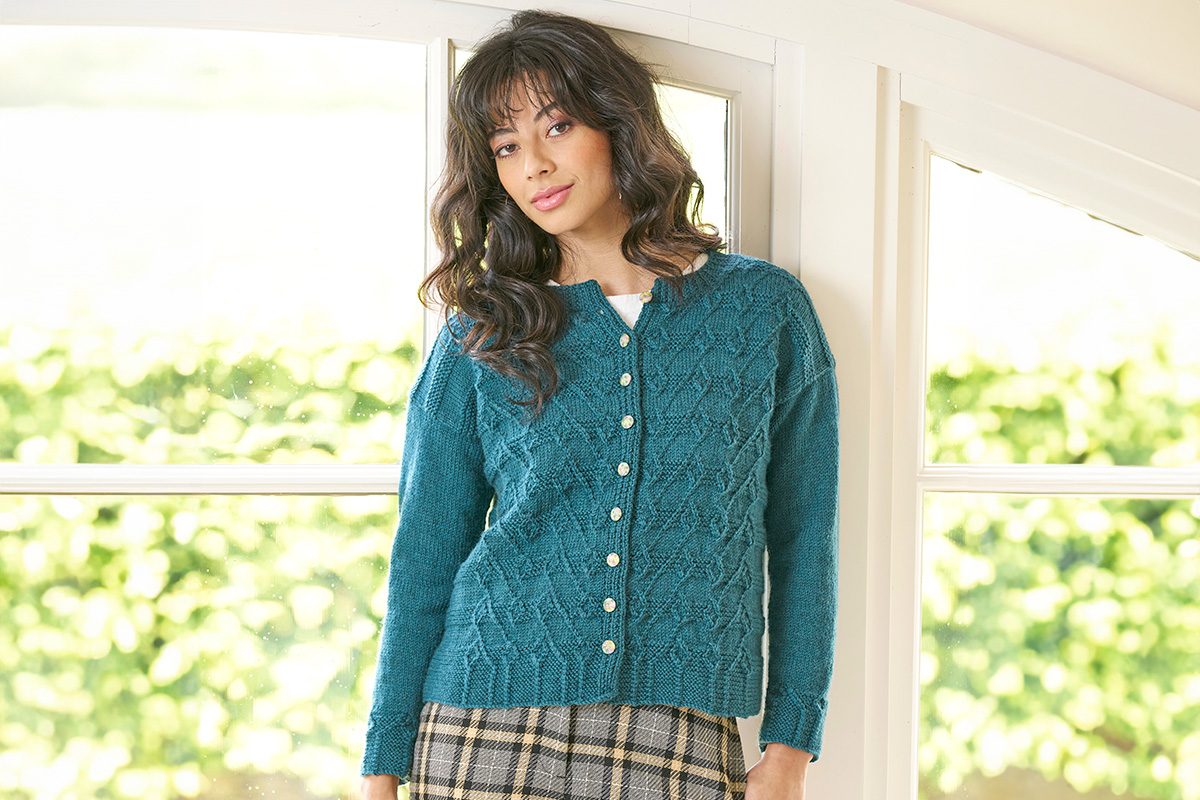The Knitter issue 230 - Emma Vining cardigan